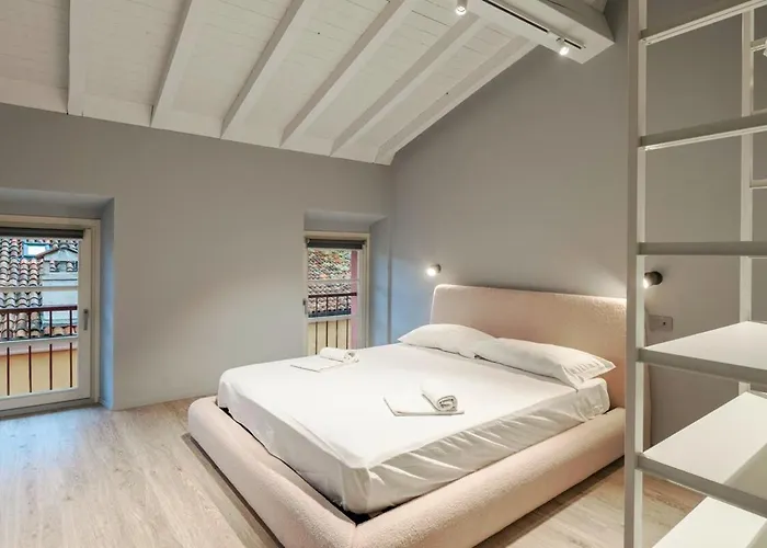 Host4u - Beautiful 56 In Center Piazzale Arnaldo Appartement *